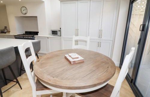 Cheshire View - Photo 9