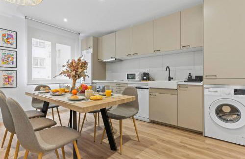 Picasso, para 6 personas, espacioso piso de diseño - Foto 5