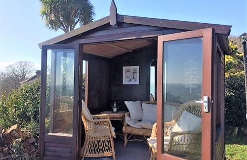 Coastal retreat with stunning sea views - Photo 16