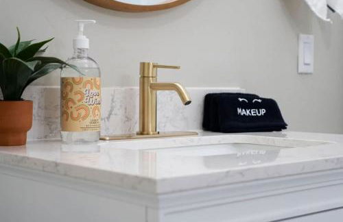 Walk to Highland Square, Sleeps 8 - Foto 28