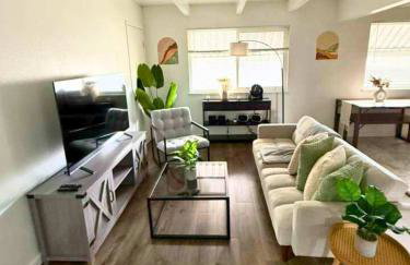 UC Proximity - Cozy City Stay - Free Parking Spot - Photo 37