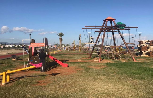 Studio Apartment at Longbeach - Foto 34