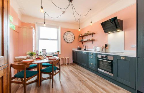 Queen Palm Apartment - Margate - 3 mins walk to beach - Foto 6