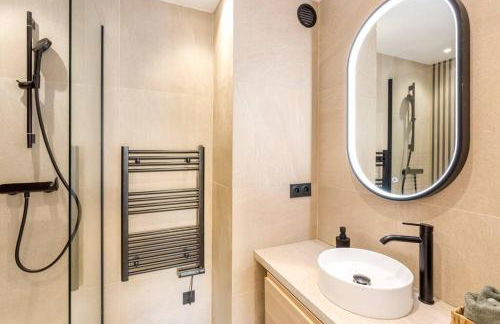 Luxurious 3 min walk from Eiffel Tower - Foto 8