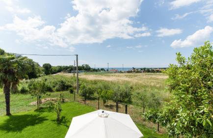 Villa Saini with Sea View - Photo 32