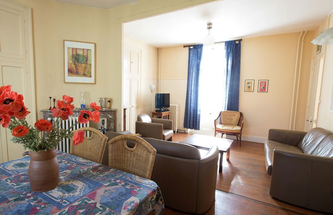 Unique Holiday Home in Saint-honore-les-bains With Garden - Foto 34