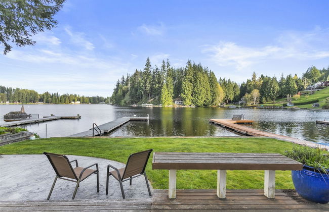 Idyllic Lakeside Getaway - Hidden Gem - Foto 36