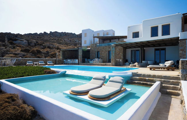 Amallini Suites Mykonos - Photo 39