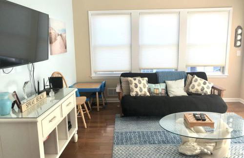 Single Family Ocean Block Wifi Beach Badges Washer And Dryer Private Yardspray Beach Ocean Block Contemporary 2Nd Off The Beach Close To - Foto 24