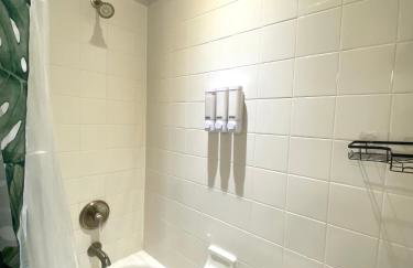 Modern Tropical Family Retreat near Legoland, Disney, Universal and Bok Towers - Foto 10