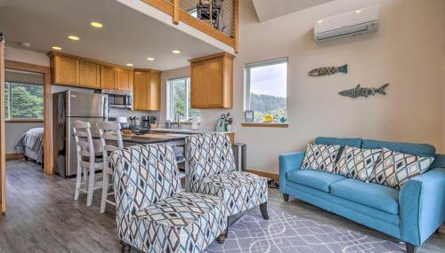 Yachats Gem with Private Balcony and Ocean Views! - Foto 4