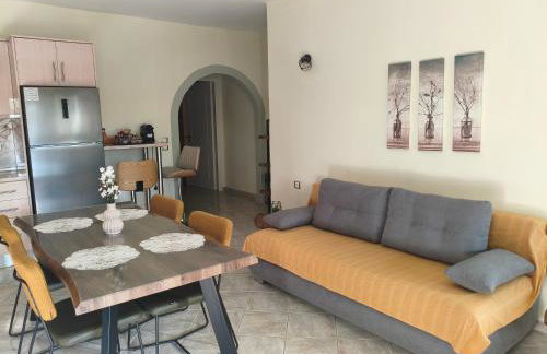 Marathi Apartment - Photo 15