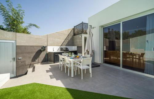 Villa in Maspalomas with Private Heated Pool - Foto 33