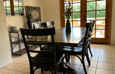 Paradise in Scottsdale with Pool Oasis & Game Room - Foto 8