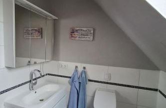 Apartment Wunderschöne Ferienwohnung mit Terrasse und Garten by Interhome - Foto 5