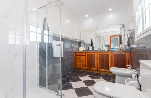 Whale Song - Photo 20