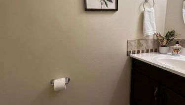 Modern Three Bedrooms House Nike Intel - Photo 5