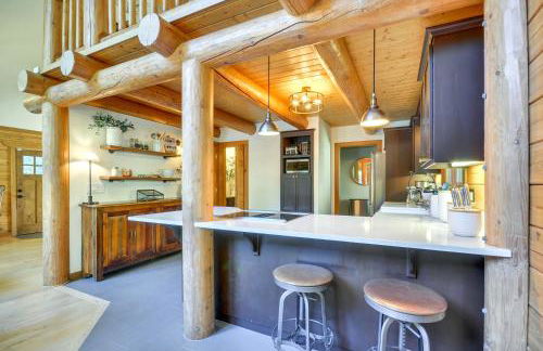 Luxe Cabin in the Woods Walk to Lake! - Foto 10