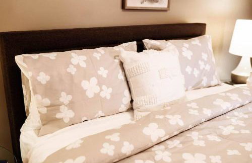 Spacious Five-Bedroom Bliss - Foto 45