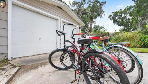 Onyx House King Size Beds Bikes Games Wine - Foto 4