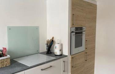 Charmant appartement-20 min Lyon-proche Aéroport-Eurexpo - Foto 14