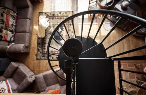 Stunning Mountain Views w Deck & Grill on 5 Acres! - Foto 29