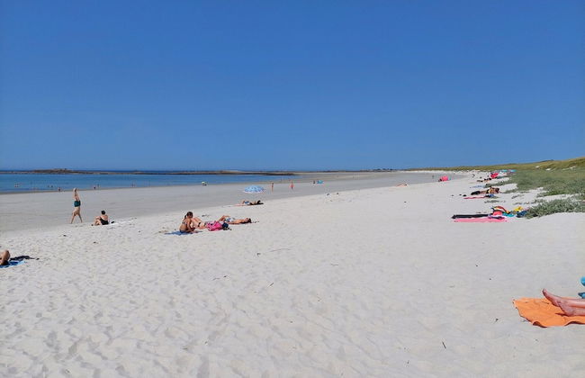 Beachfront Holiday Home in Guisseny - Foto 21