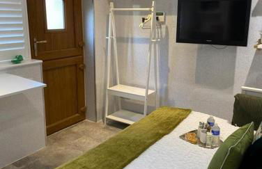 Oakwood Cabin Retreat in Bexleyheath - Foto 26