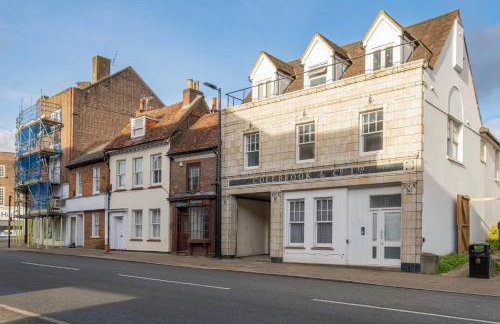 Eastons 1 Bedroom Apartment with Sofa Bed - Photo 40