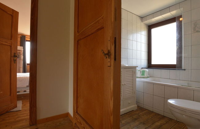 Fine Holiday House with Sauna & Large Terrace near Malmedy - Foto 26