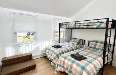 NEW cozy getaway near Mt Monadnock with hot tub - Foto 44