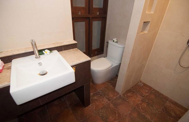 Penn Sunset Villa with Pool 10A - Photo 9