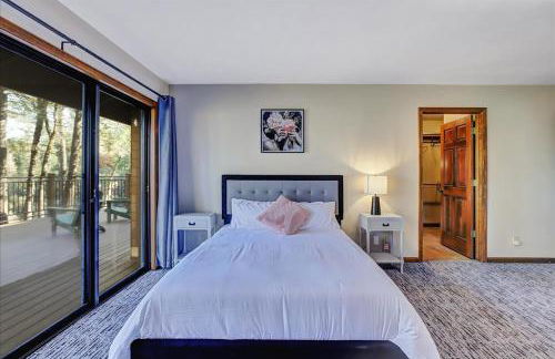 The Gathering Place! Sleeps 24, Lakeview, Game room - Foto 4