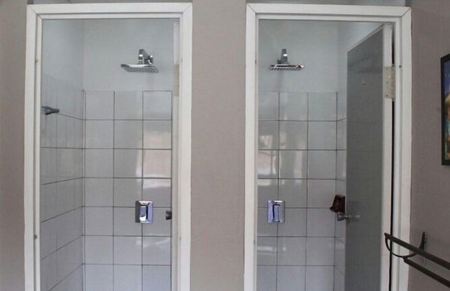 De Riau Cottage by HouseinBandung - Foto 26