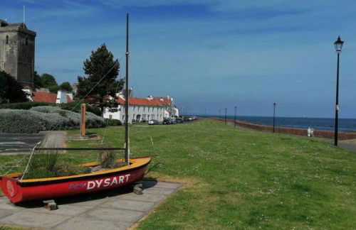 Faodail, 1 Bed Studio apartment at Ravenscraig Castle and Park - Foto 20