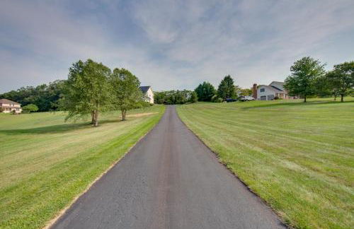 Game Room and Covered Patio Hummelstown Hideaway - Foto 44