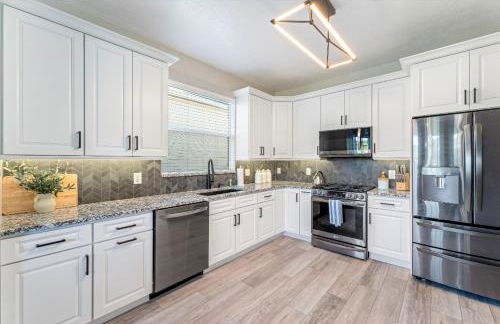 4BR Family Friendly Themed Pool Home Near Disney - Foto 23