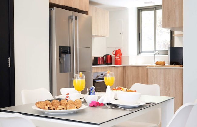 Ocean Legends Beachfront Suites - Foto 11