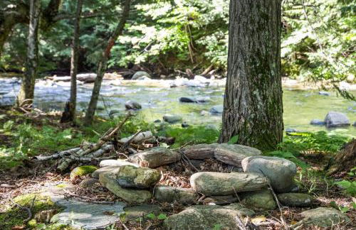 2BR Suite at Smuggler's Notch with sauna hot tub arcade & river - Foto 57