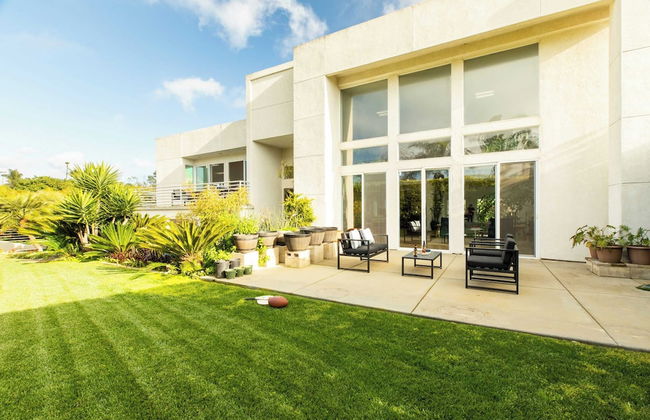 Beachcomber by Avantstay Elegant Modern Estate w/ Pool, Hot Tub & Outdoor Dining! - Foto 36