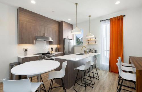 Squire - Prime Location with View & Parking - Foto 2