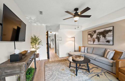 Entire Duplex Close to ark with Private Parking - Foto 15