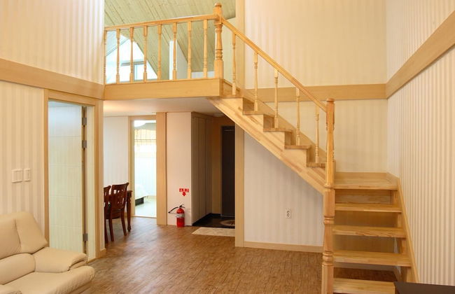 Eastern Vill - Photo 19