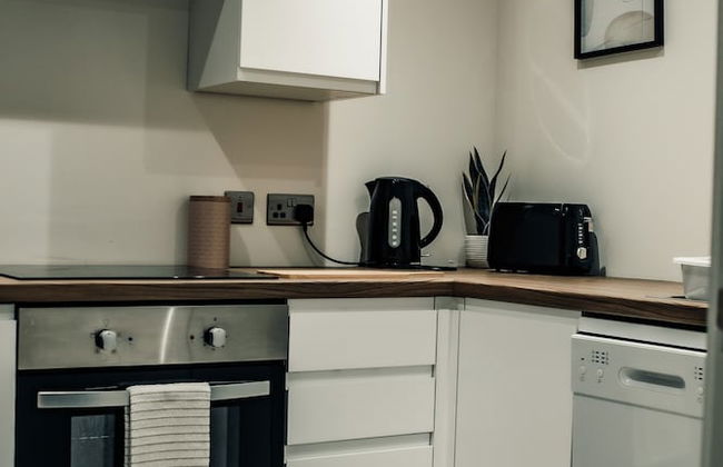 Bv Cosy Basement Apartment At Conditioning House - Photo 41