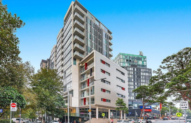 The Alta Apartments by Urban Rest - Photo 1