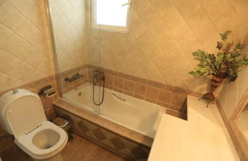 In White Villa - Photo 24