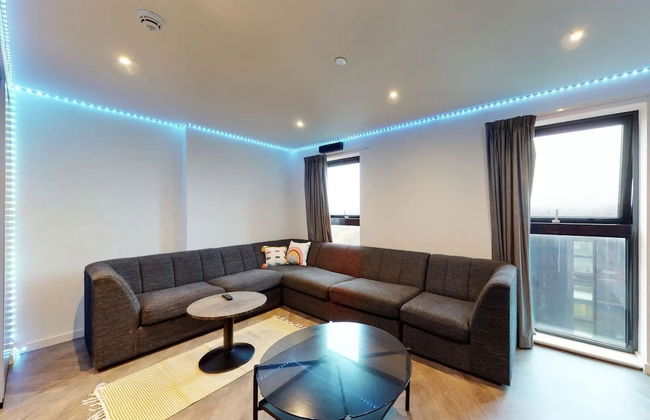 For Students Only Canvas Manchester - Foto 16