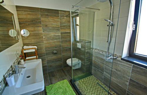 Vila Hera Korčula, Special one, pool, right on the sea,parking, 8 people - Photo 35