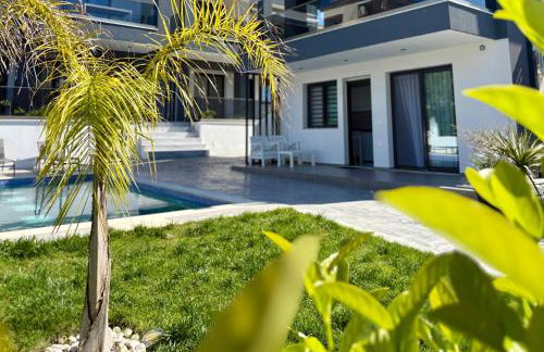 PLATINUM apartment with pool - Foto 3