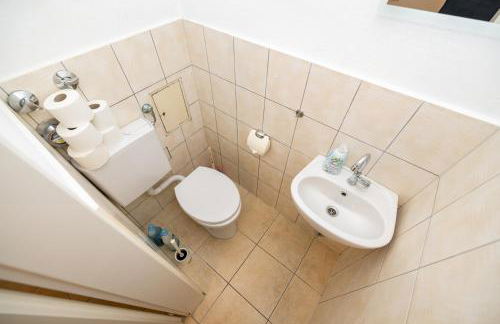 Großzügiges Apartment nahe Altstadt mit Balkon - Foto 9